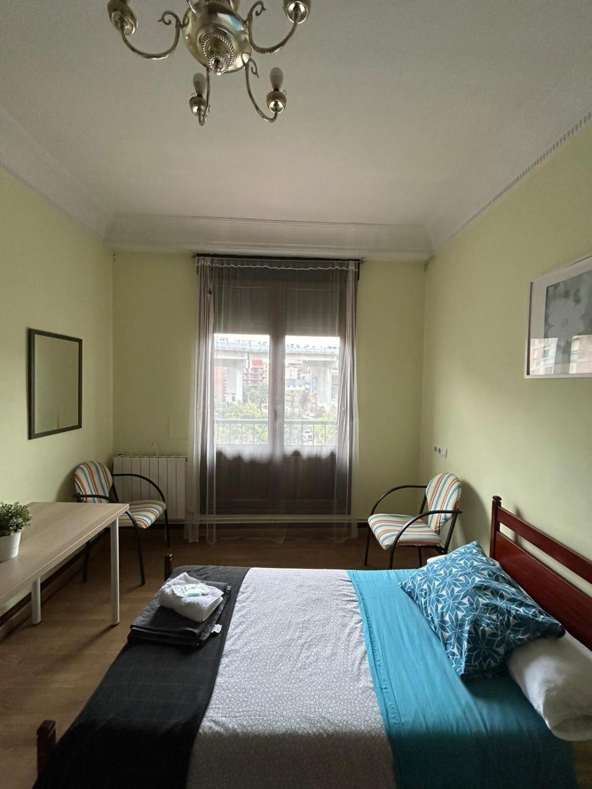 Fliphouse Rooms Pension Бильбао Экстерьер фото