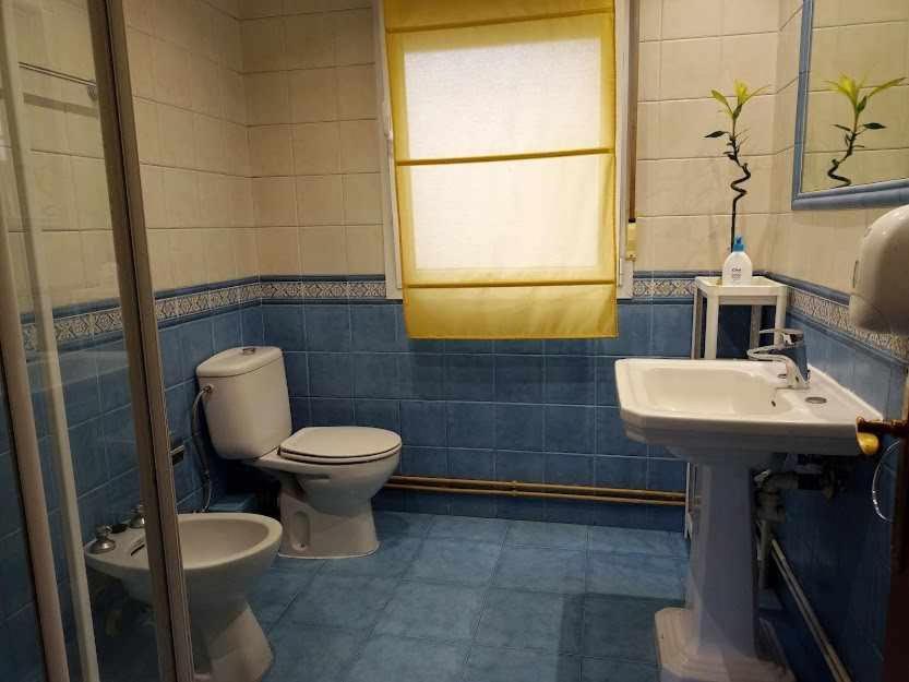 Fliphouse Rooms Pension Бильбао Экстерьер фото